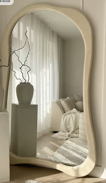 Giant mirrors - 